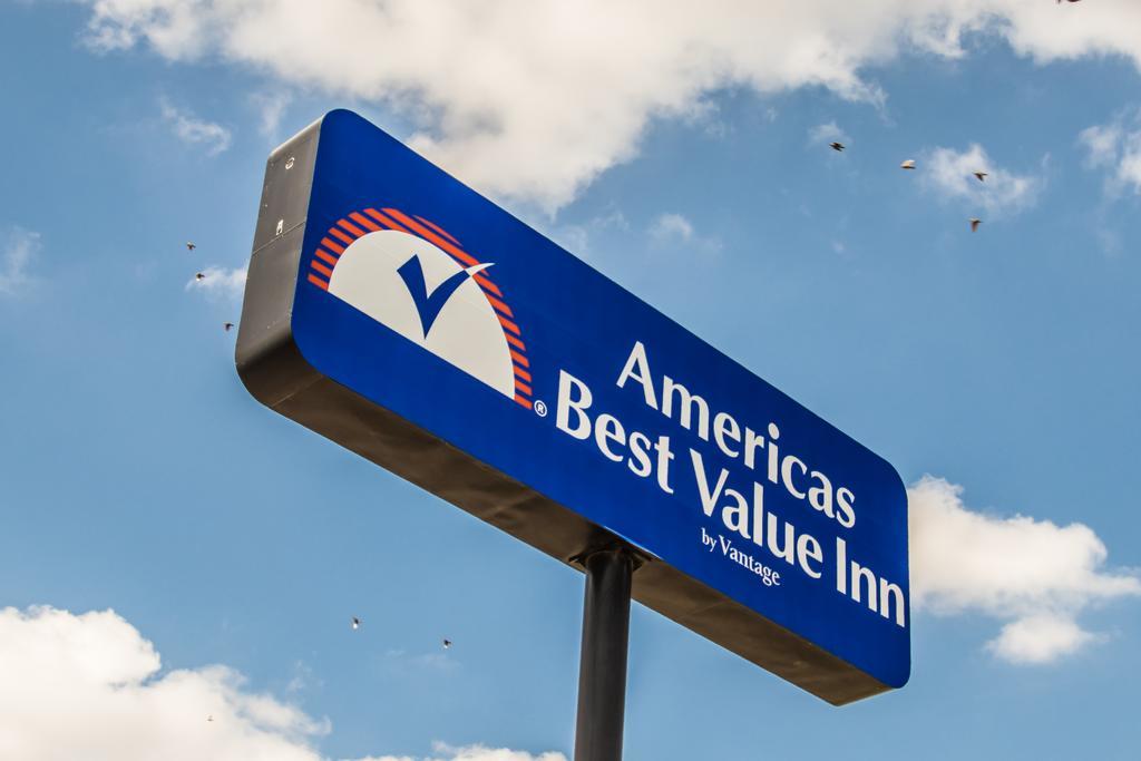 Americas Best Value Inn Fort Worth Exteriör bild