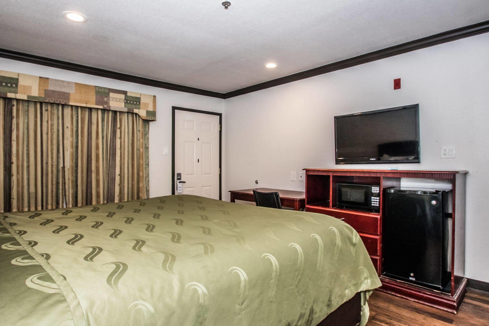 Americas Best Value Inn Fort Worth Exteriör bild