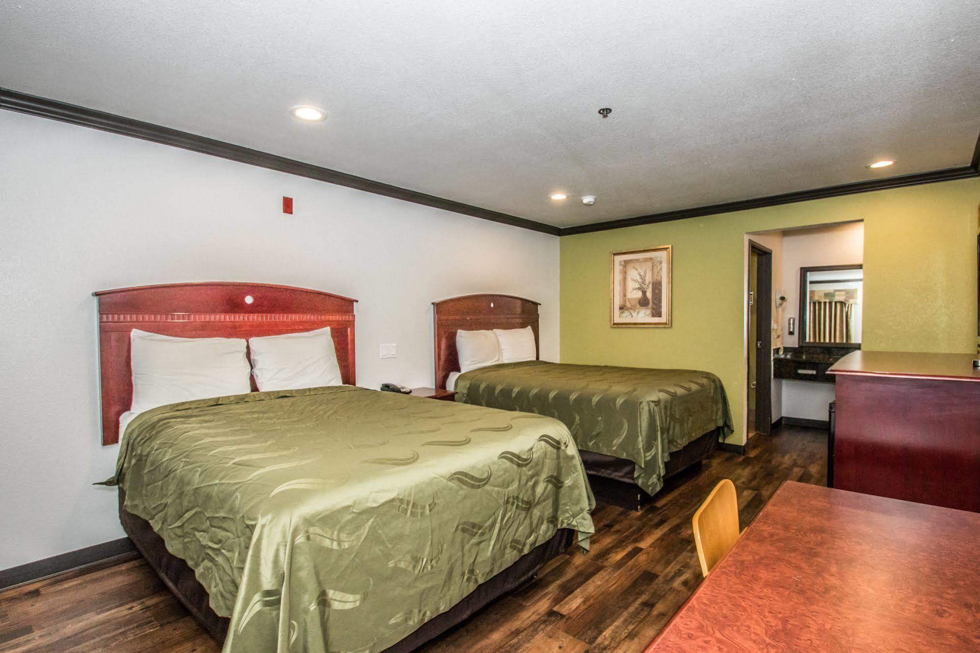 Americas Best Value Inn Fort Worth Exteriör bild